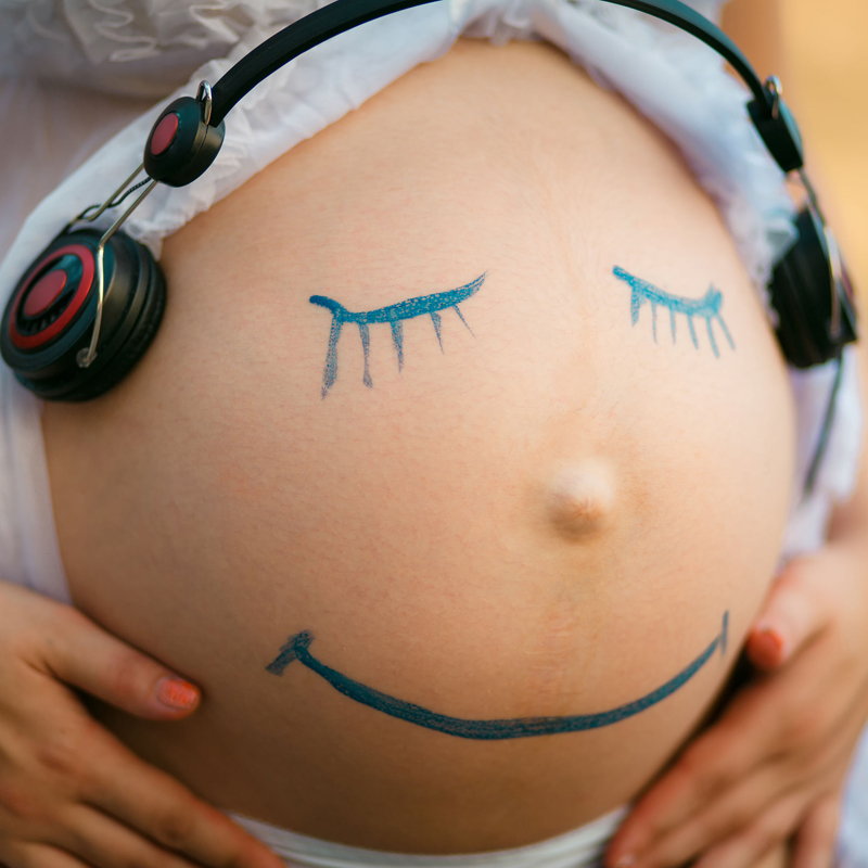 FitLine Beratung für die Schwangerschaft - schwangere Frau